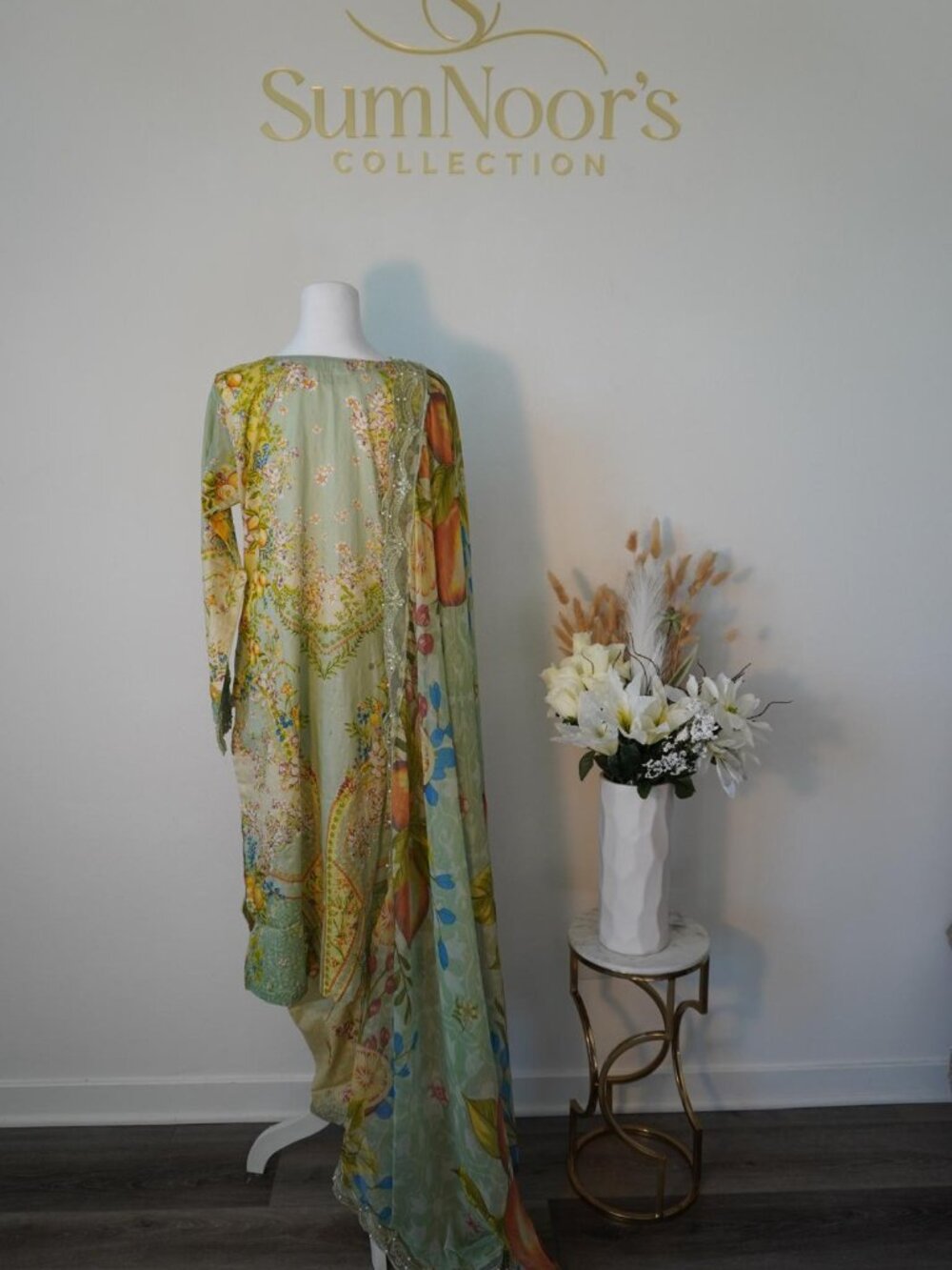 Spring Kurta Set - Picture 5 of 5
